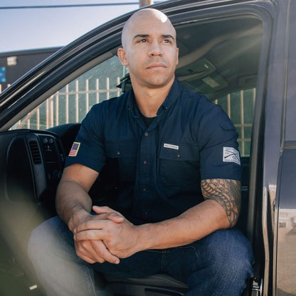 Grunt Style Men's Garage Button Down - Navy